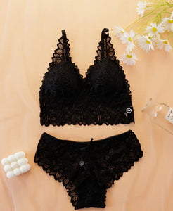 Floral Lace Wireless Bra & Panties