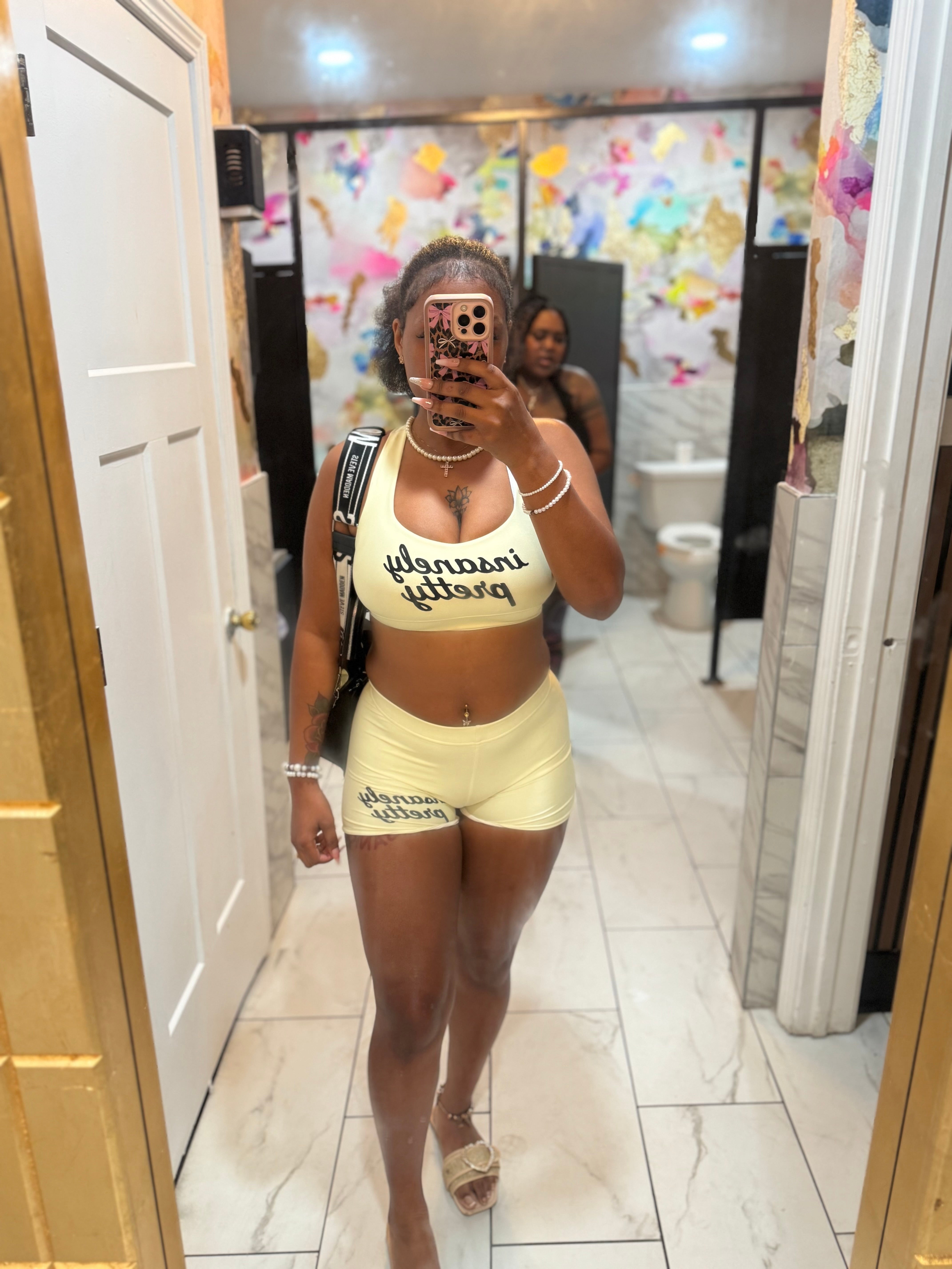 Insanely Pretty Sports Bra (Bikers Short Set) "Crème"