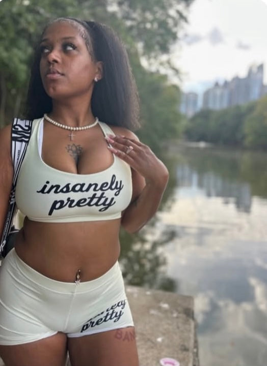 Insanely Pretty Sports Bra (Bikers Short Set) "Crème"