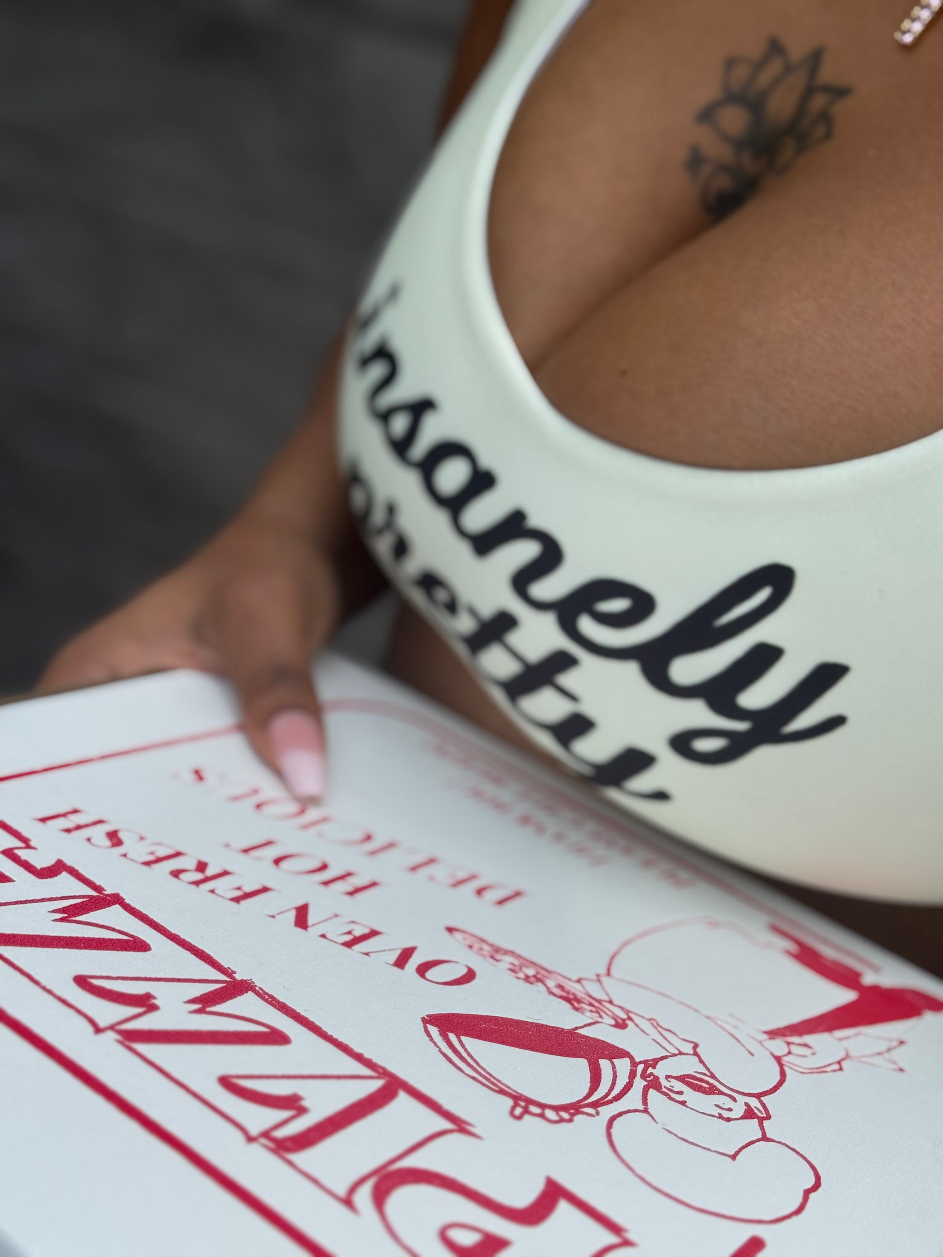 Insanely Pretty Sports Bra (Bikers Short Set) "Crème"