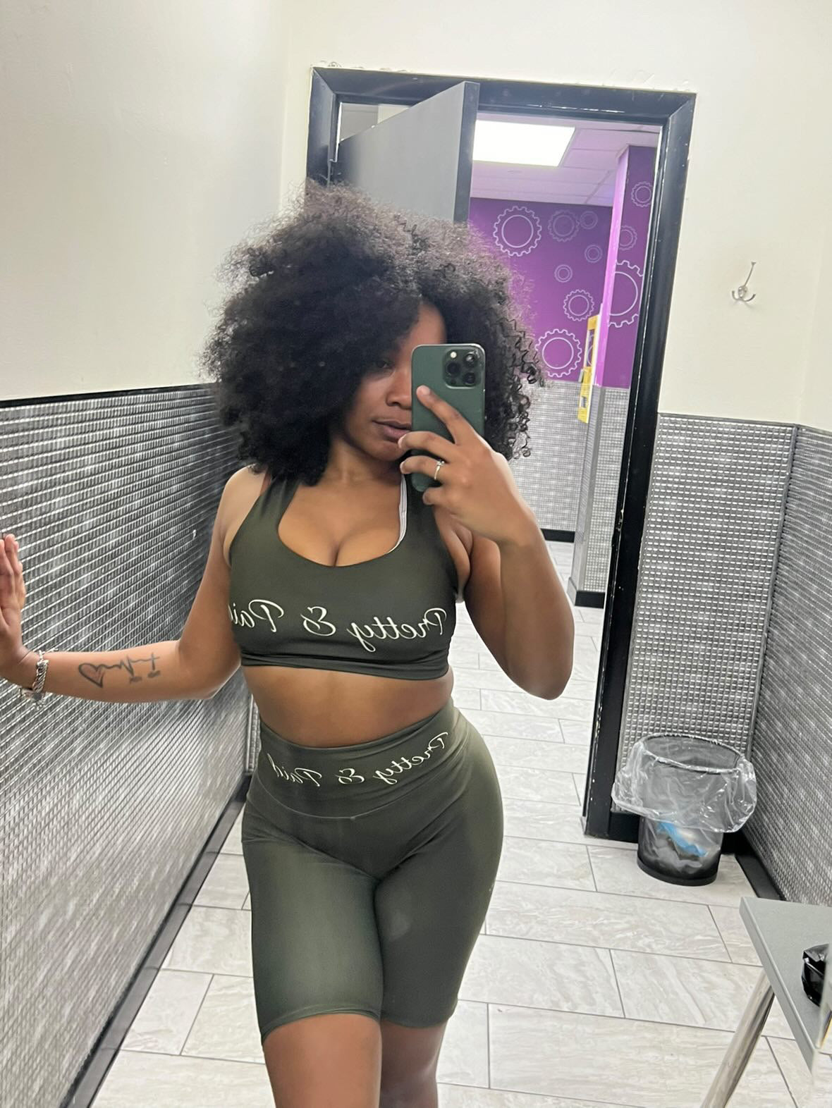 Pretty & Paid Sports Bra “Olive Green”